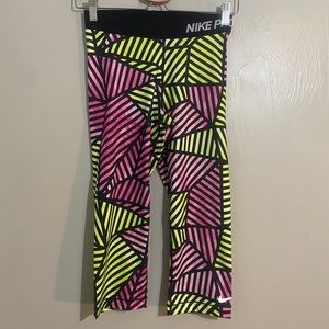 NWT Nike Women’s Dri Fit Pro Capri pants/leggings